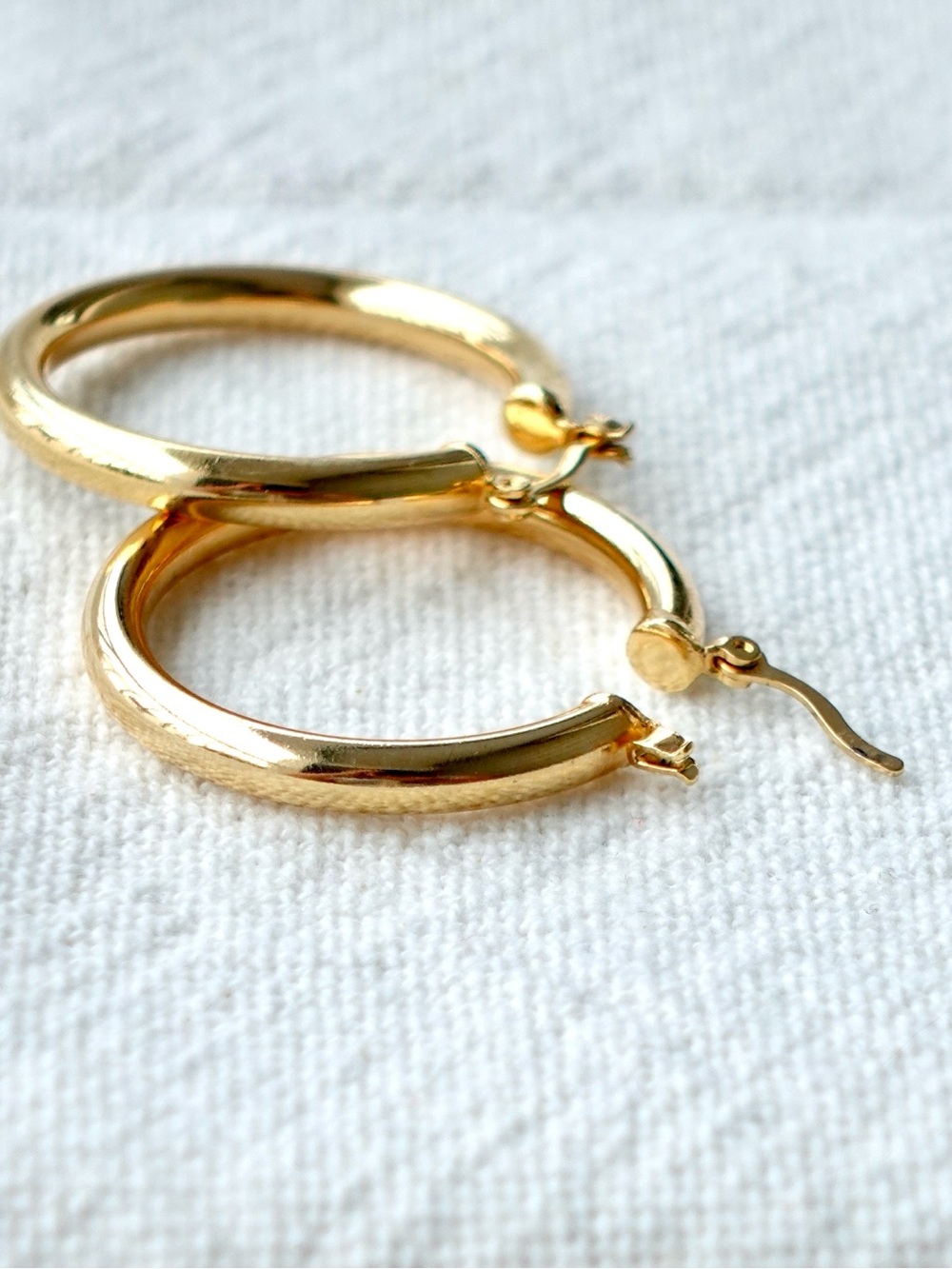 NEW! Gold Plated Hoop Earrings - Classic Small Hoop Earrings - Picture 3 of 4